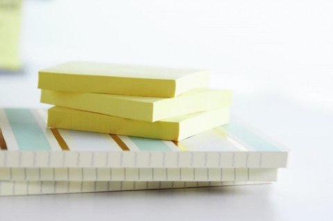 Bloczek samoprzylepny POST-IT (654), 76x76mm, 1x100 kart., żółty Bloczek samoprzylepny POST-IT (654), 76x76mm, 1x100 kart., żółty