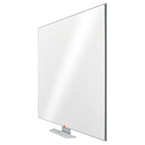 Tablica magnetyczna ze stali lakierowanej Nobo Clasic 150 x 100 cm 1902644 Tablica magnetyczna ze stali lakierowanej Nobo Clasic 150 x 100 cm 1902644